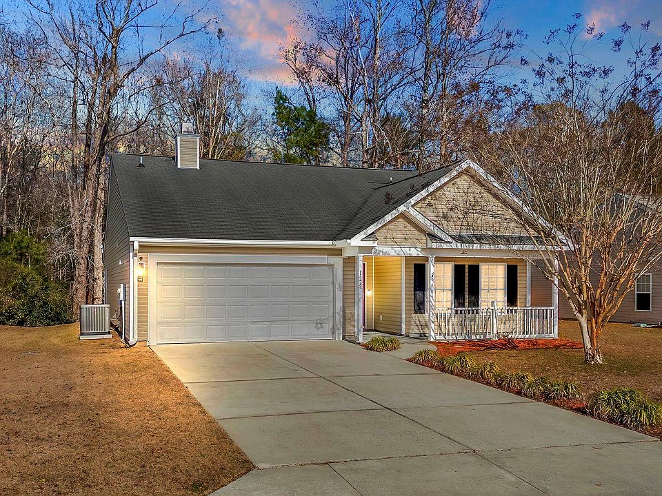 1st image of 128 Devonbrook Pl.