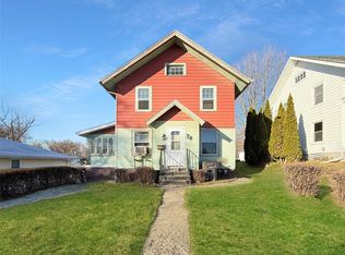 678 26th St, Des Moines, IA 50312