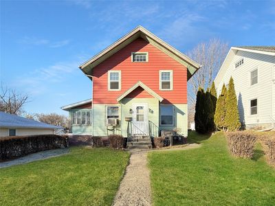 678 26th St, Des Moines, IA, 50312