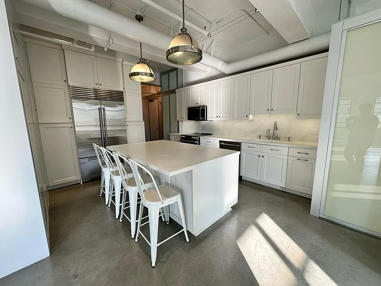 849 S Broadway #508 — Photo 7