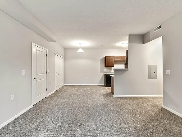 Granby Place Apartments — Photo 6