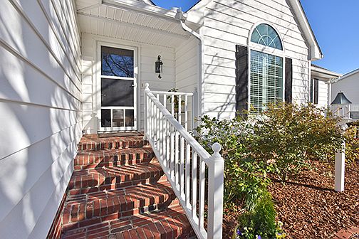 4th image of 110 Sunshine Ct