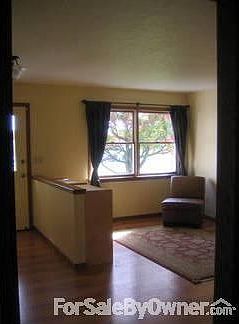 Front room
						:
						Entry from the front door leads to a sunny living room with a large closet.