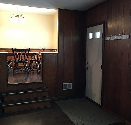 2nd image of 60 Meadowbrook Ave