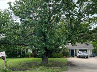 440 Wolf Run Ct, Lavon, TX 75166
