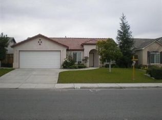 1011 Invermay St, Bakersfield, CA 93312