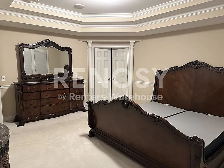 2470 Arnold Palmer Dr — Photo 36