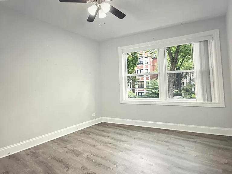 7630 N Eastlake Ter #1E — Photo 8