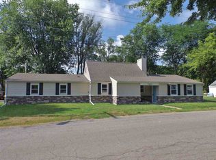 2005 Trinity St, Huntertown, IN 46748