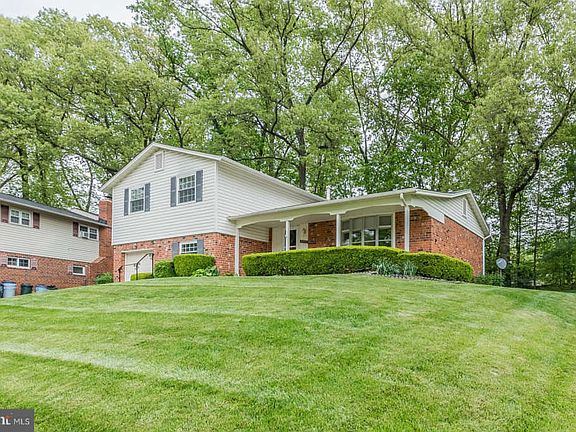 4th image of 5315 Stonington Dr