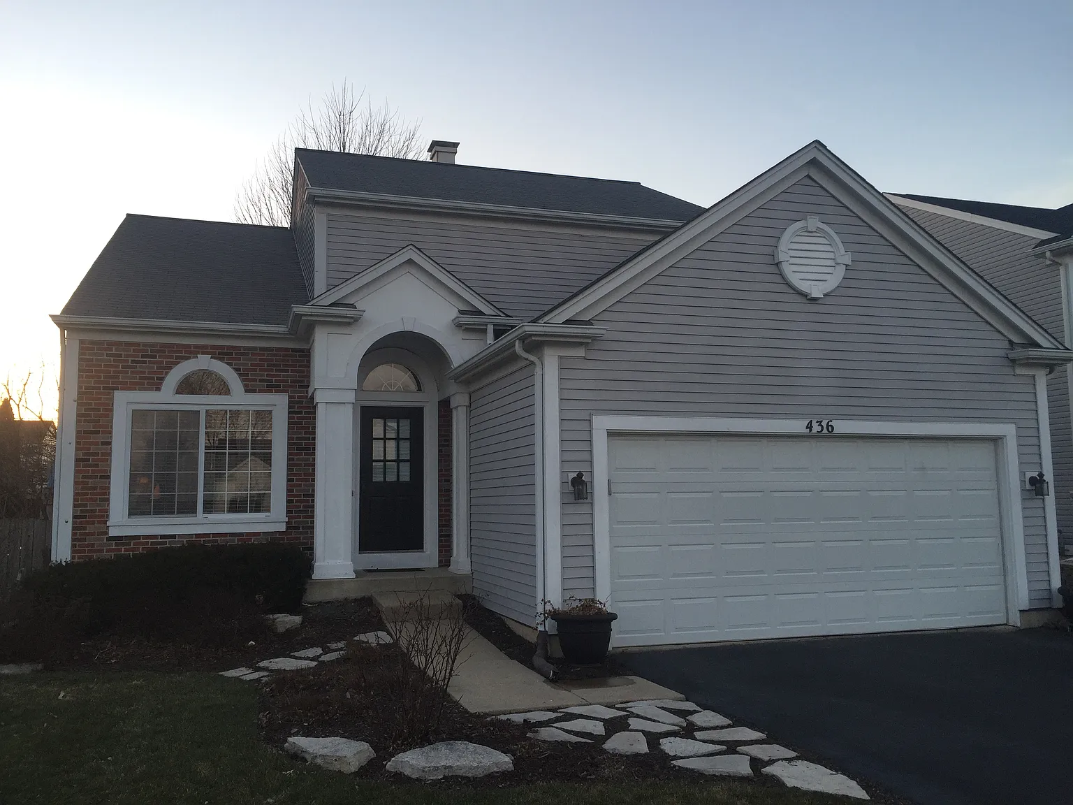 436 Smoketree Ln photo 1