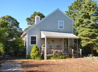 63 Manchester Ave, Oak Bluffs, MA 02557