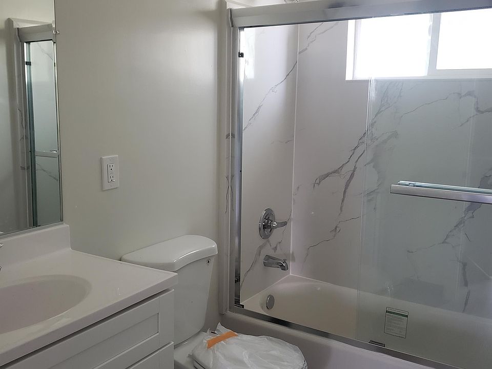 1st image of 25917 Narbonne Ave #31