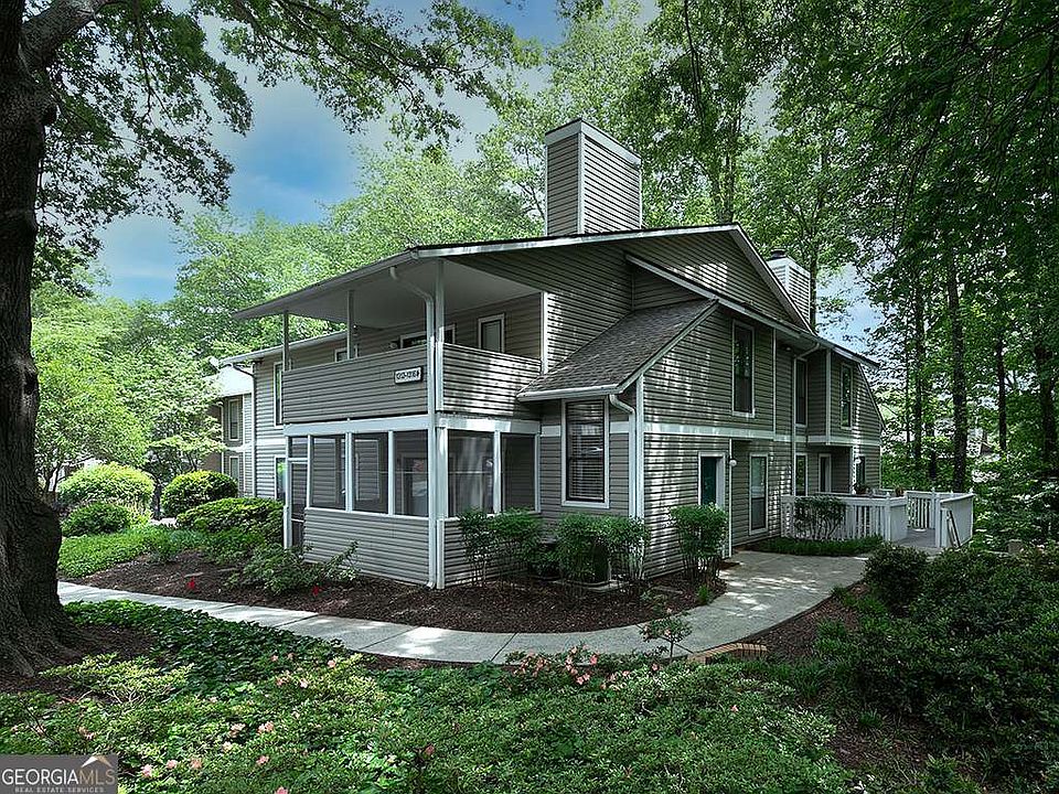 1st image of 1316 Wynnes Ridge Cir SE