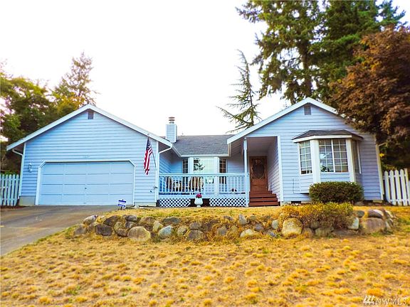 2nd image of 11624 208th Avenue Ct E