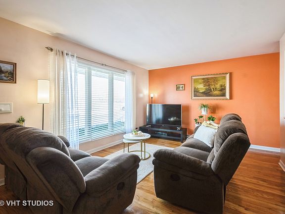 2nd image of 9883 Soreng Ave