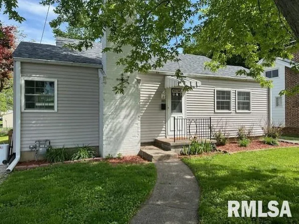 140 E Pennsylvania Ave, Jacksonville, IL 62650