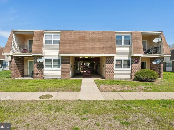 12 Florence Tollgate Pl Unit 4, Florence, NJ 08518