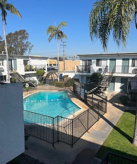 La Fayette Apartments — Photo 3