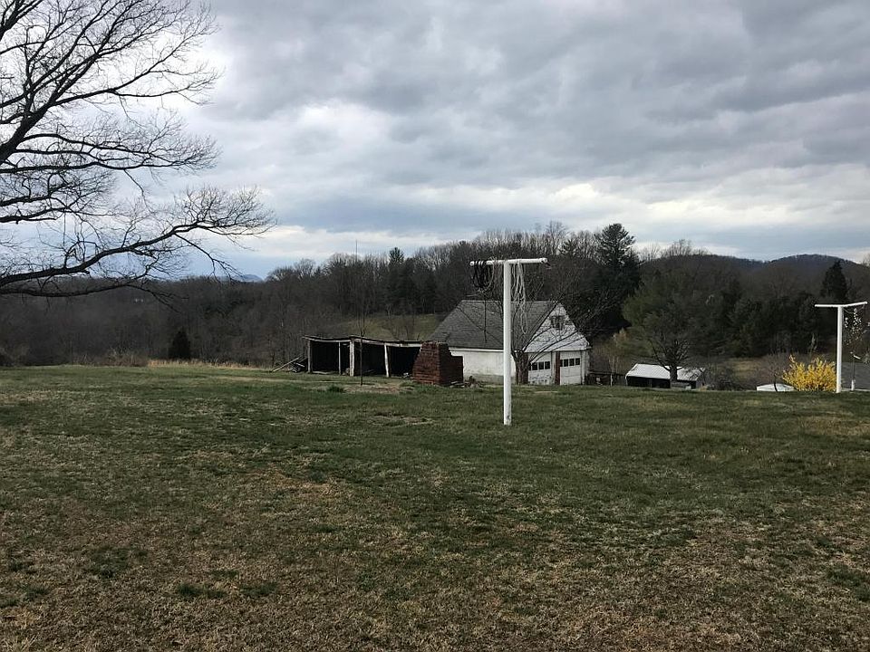 2nd image of 11989 Hardy Rd