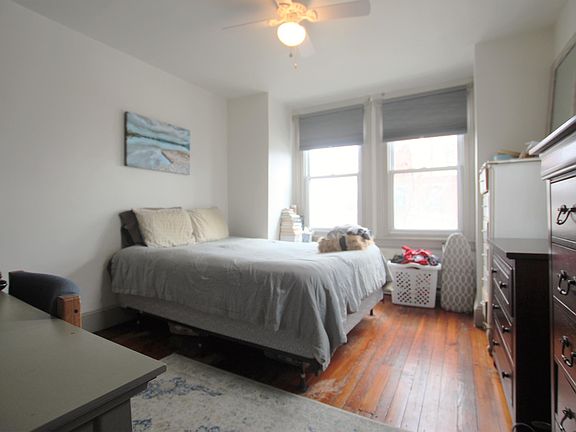 3rd image of 2730 W Girard Ave Floor 3