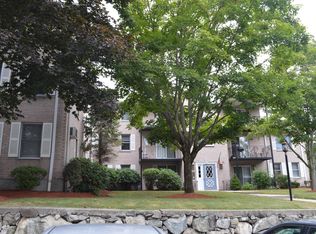 18 Bailey Ct APT L, Canton, MA 02021