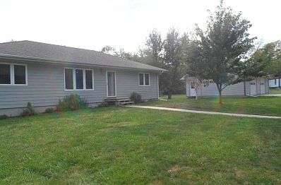 1st image of 421 N 6th St