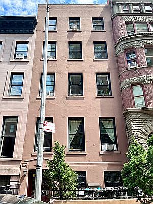 5th image of 67 S Oxford St APT 2B