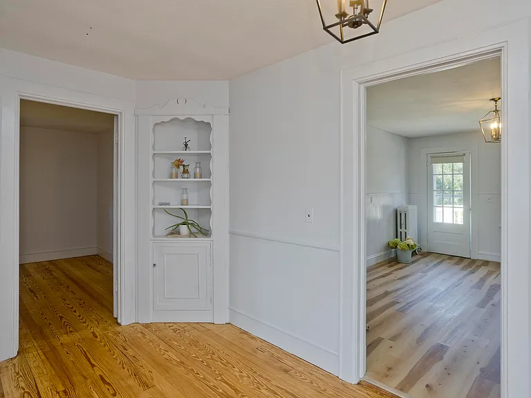 615 Newton St #2 — Photo 7