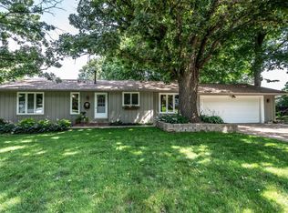 3308 Barbara Ln, Burnsville, MN 55337