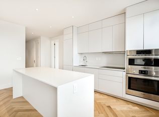 379 Washington Ave #6A, Brooklyn, NY 11238