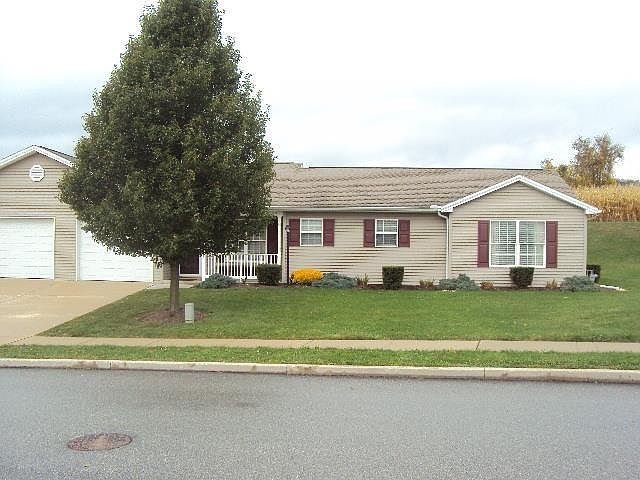 1st image of 160 Sweet Gum Ln