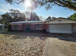 1811 Dormieone Rd N, Saint Petersburg, FL 33710