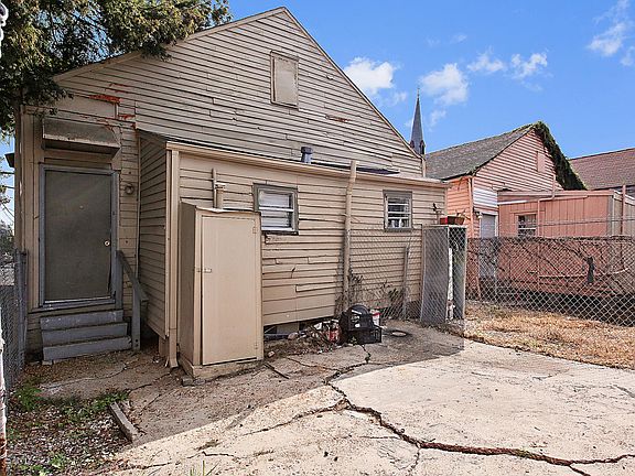 4th image of 1936 Saint Philip St