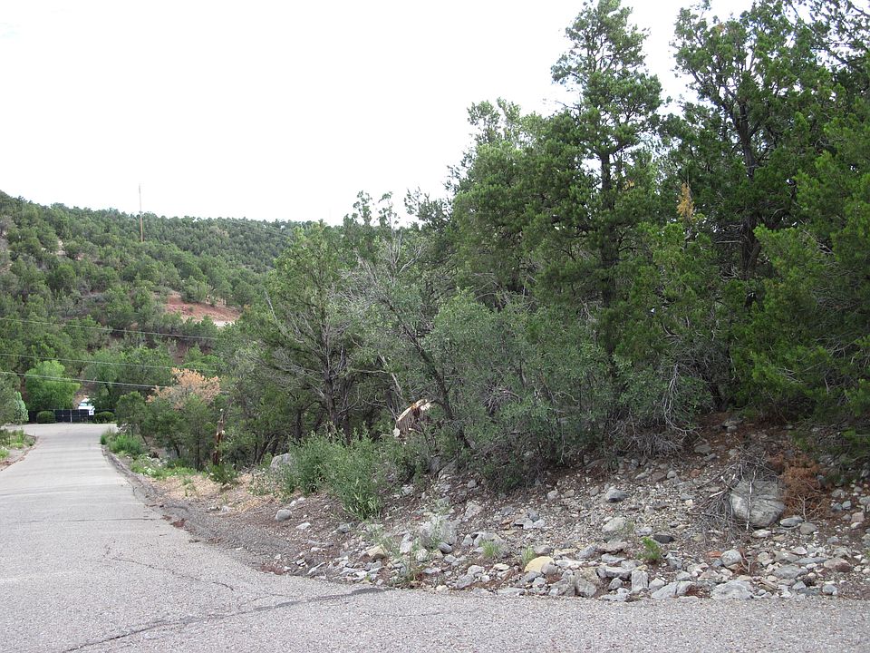 1st image of 0 Beaver Ln