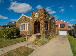 122 Elizabeth St, Calumet City, IL