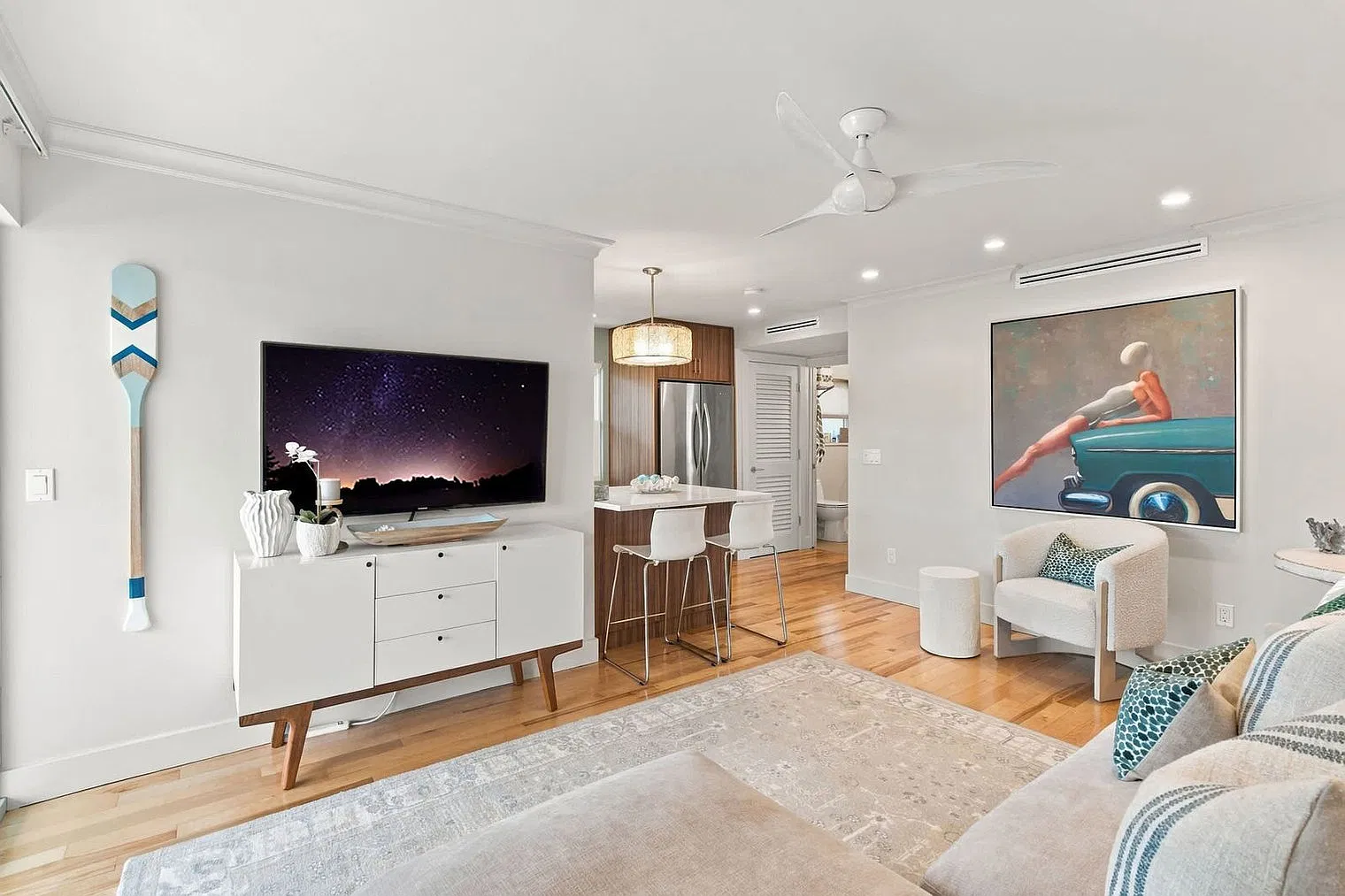 1 bed, 1.0 bath, 495 sqft, $3,420 — Photo 2
