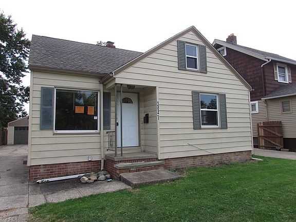 2nd image of 13121 Highlandview Ave