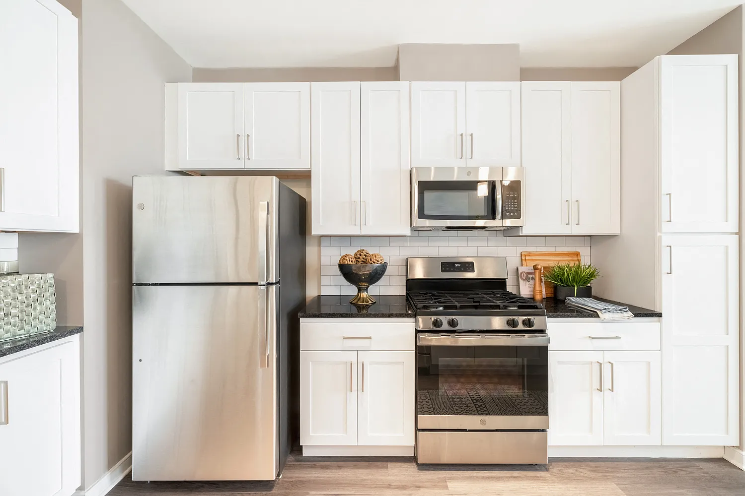 Creekstone Village Apartments — Photo 3