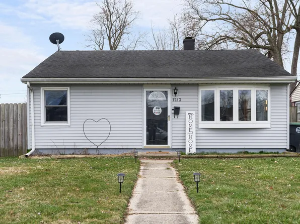 1213 W Home Ave, Hobart, IN 46342