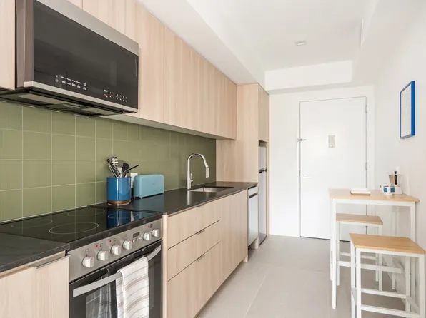 975 Nostrand Avenue image 1 of 16