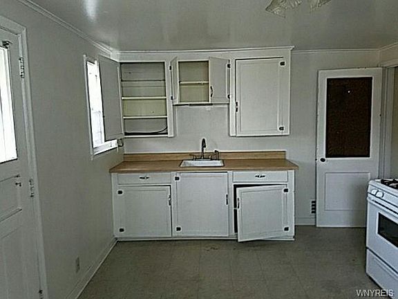 3rd image of 383 Kinsey Ave