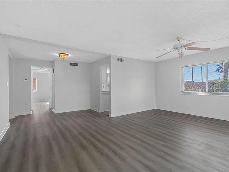 1451 Gulf Blvd #101 — Photo 25
