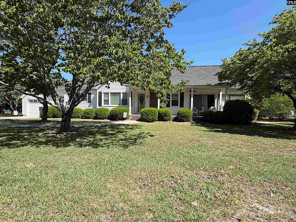 1st image of 202 W Stevens Dr