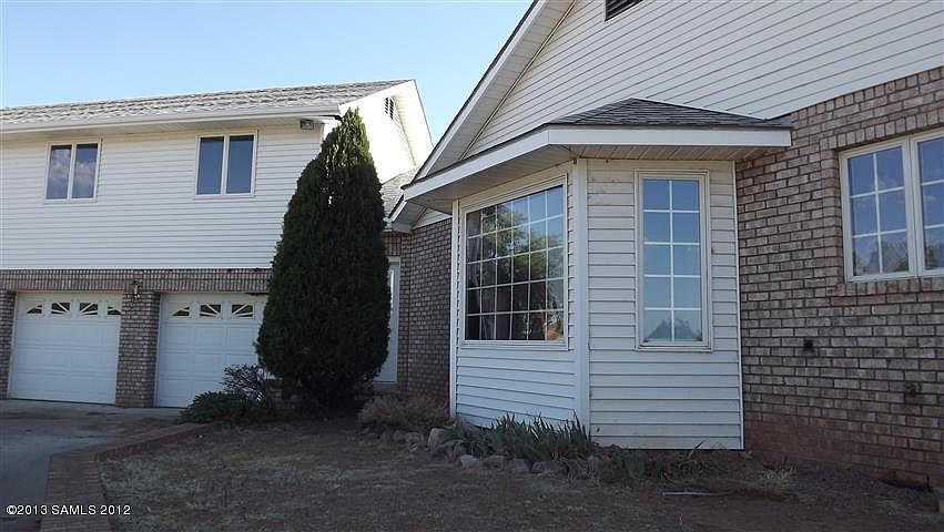 2nd image of 3402 E Choctaw Dr