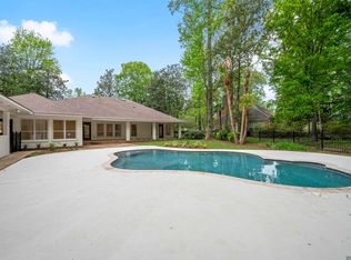 18631 Beaconwoods Dr, Baton Rouge, LA 70817