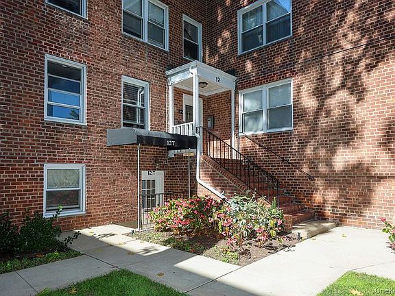 4th image of 12 Edwards Street #1B