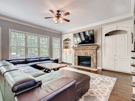 5th image of 2553 Lakefield Trl