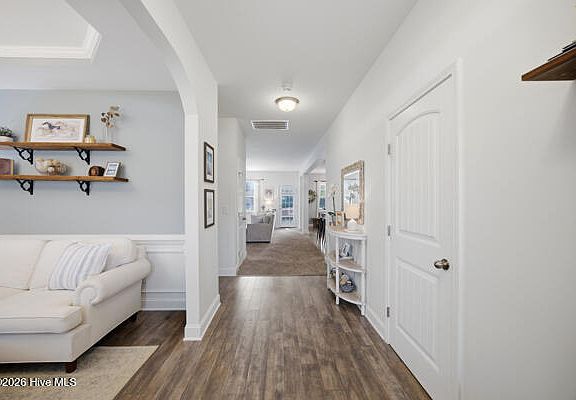 4th image of 538 N Prince Henry Way