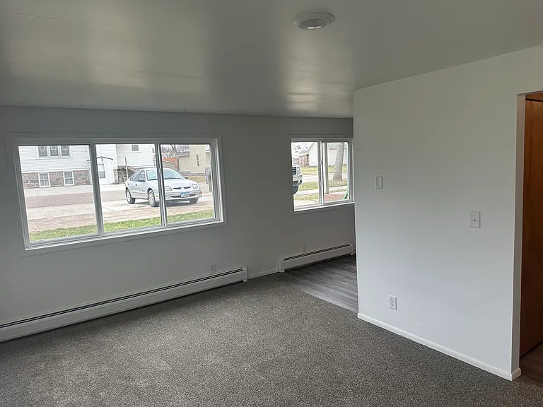 202 Lake Ave N #3 — Photo 4